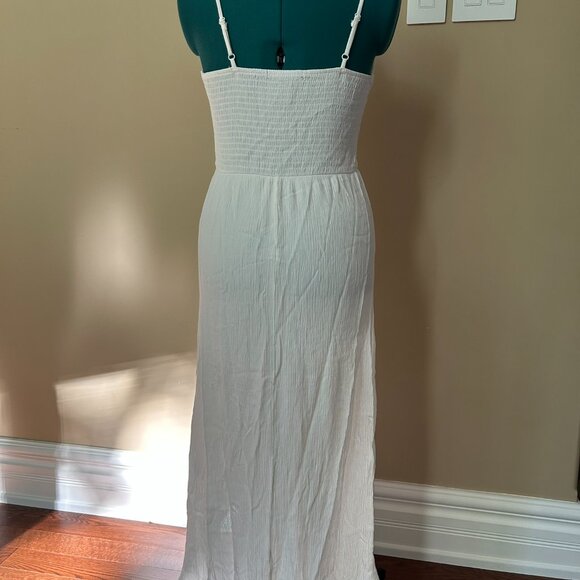 Forever 21 - Ivory short/skirt combination Romper one-piece.  Size Small. - Picture 4 of 8